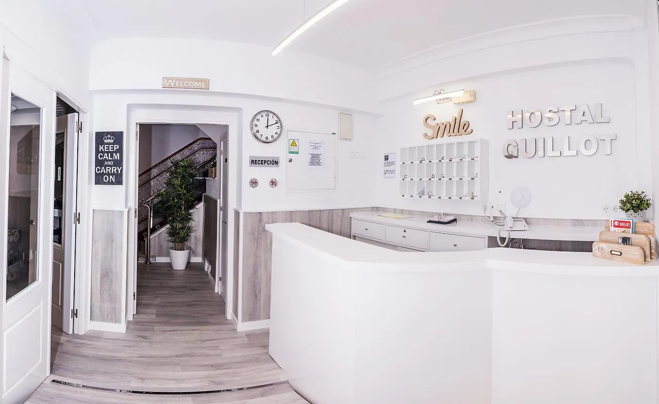 Hostal Guillot Torremolinos Casa de hóspedes